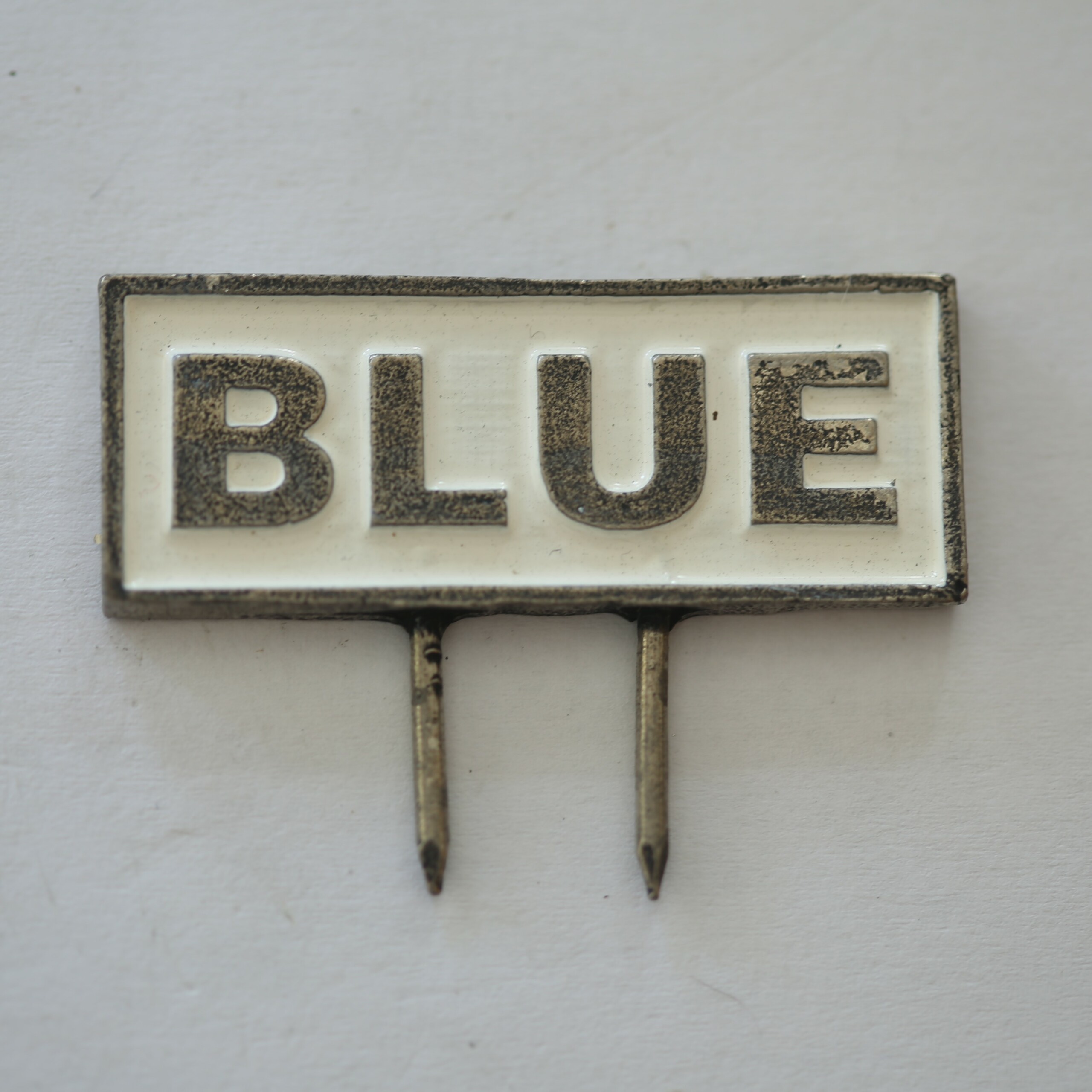 TM111 Blue Cheese pin – Blend SA